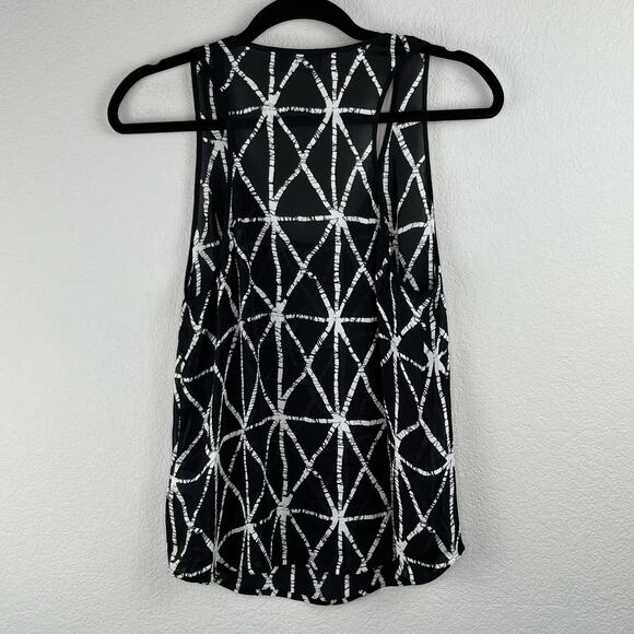 A.L.C. Black White Geometric Silk Sleeveless Scoop Neck Tank Top Blouse Med/Lge - Picture 13 of 14